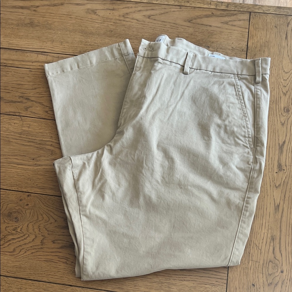 GAP Men's Khaki Chinos